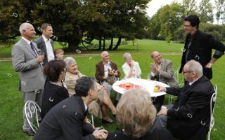 Faites de votre Mariage à Albigny-sur-Saône un Événement Magique : L'Animation Cocktail Mariage