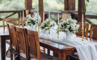 Mobilier de mariage : 5 raisons d’envisager plus sérieusement sa location